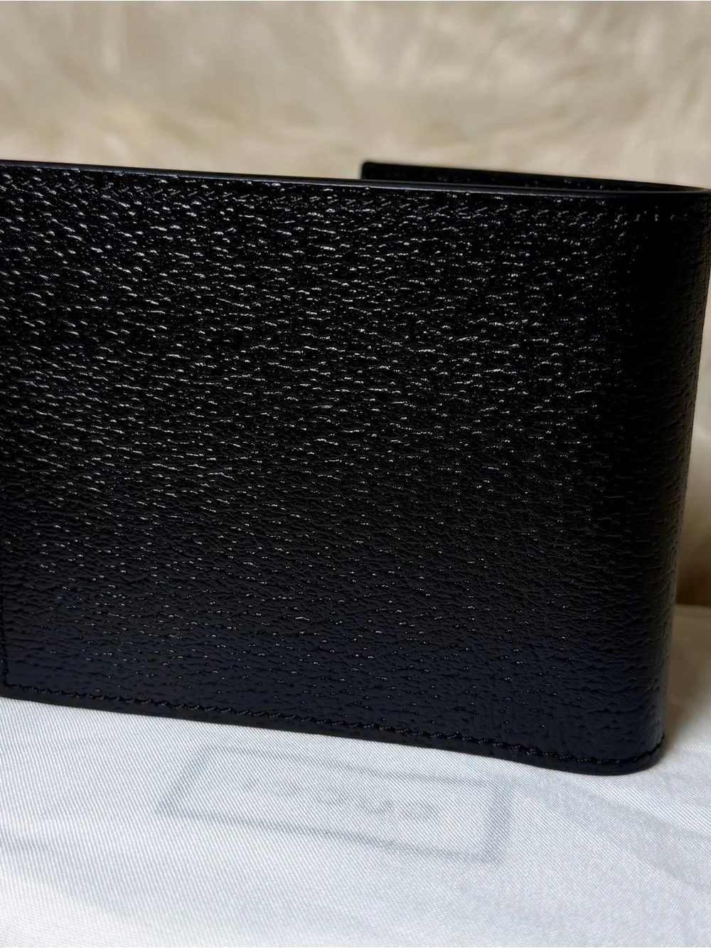Gucci Animalier Bee Leather Bifold Wallet - Black (Box + Dust Bag)